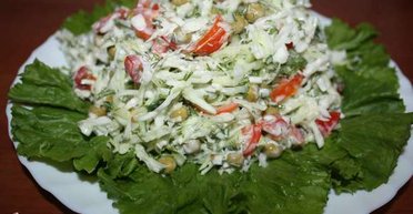 Быстрый и сочный салат: как приготовить вкусный гарнир к мясу