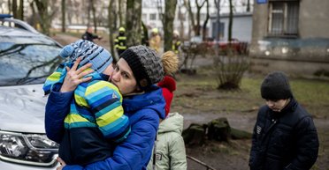 Более 1000 дней войны: какую важную поддержку украинские компании оказывают детям, громадам и ВСУ