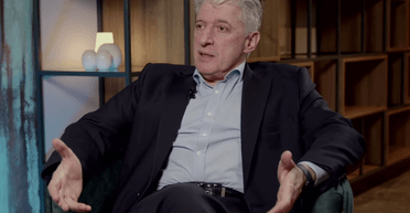 "С точки зрения зрелости": директор перинатального центра заявил, что женщины могут рожать с 14 лет