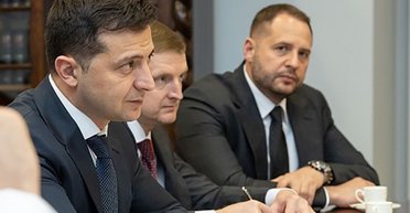 В Киеве – Ермак, в Москве – Козак. Что изменит в отношениях с РФ новый глава ОП