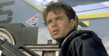 Умер актер Патрик Малдун: звезда "Района Мелроуз" и "Звездного десанта"