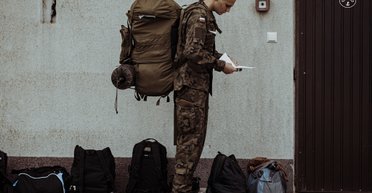 Безпрецедентний наліт дронів: у Польщі тероборона оголосила прискорений виклик резервістів