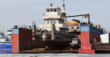 В Нижнем Новогороде загорелся судоремонтный завод: какие объекты охватил дым и огонь (видео)