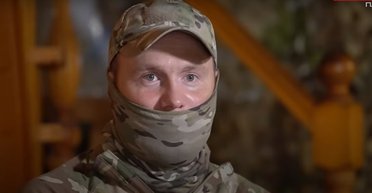 "5 пуль прошлись по мне и 1 в автомат": снайпер НГУ о встрече с россиянами в пикселе ВСУ (видео)