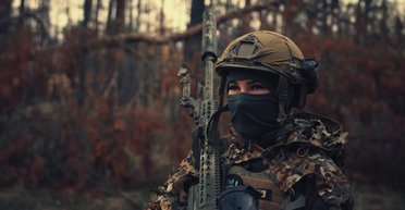 Женщина-снайпер ВСУ с позывным "Чили" ликвидировала и покалечила десятки военных РФ (видео)