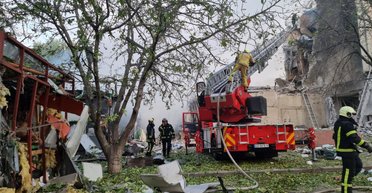 Нічний обстріл ЗС РФ: вибухи прогриміли в 5 областях, ОВА повідомляють про постраждалих (фото)