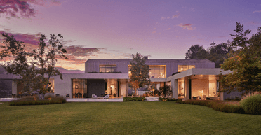 Вигнали за несплату: жінка, яка жила в маєтку за $3,5 млн, планує повернутися