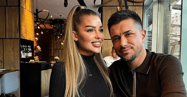 Дівчина колишнього чоловіка Ані Лорак Мурата Налчаджиоглу показала сюрприз від коханого (фото)