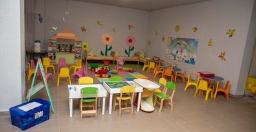 Спрятали диктофон в игрушку: под Одессой разоблачили воспитателей, которые издевались над ребенком