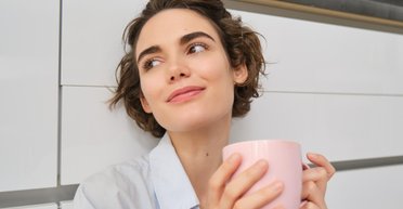 Плоский живот за ночь. Что пить перед сном, чтобы избавиться от вздутия