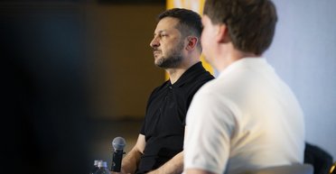 "Не хватает денег на дроны": Зеленский озвучил соотношение сил и потери Украины и РФ на войне