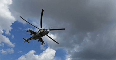 Российский FPV-дрон попытался атаковать украинский Ми-24 во время полета (видео)