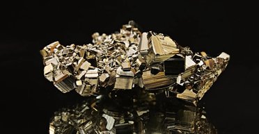 "Золото дурнів" у рази цінніше, ніж вважалося: у піриті приховані справжні скарби