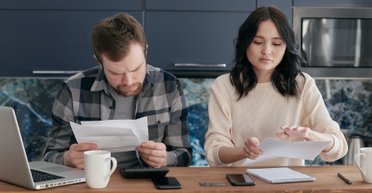 "Ваш рахунок заарештовано". Як парламент збирається покращити стягнення боргів