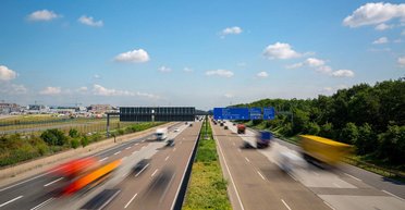 У Кабміні повідомили, де може з'явитися перша платна дорога в Україні