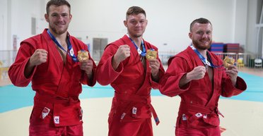 Перемогли "нейтральних" росіян: українські самбісти взяли 3 золоті медалі на Всесвітніх іграх 2025
