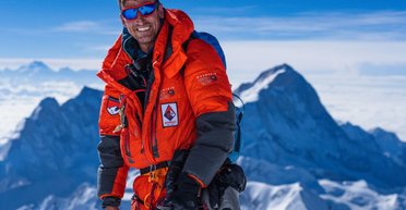 19 раз взошел на Эверест: британский альпинист установил рекорд