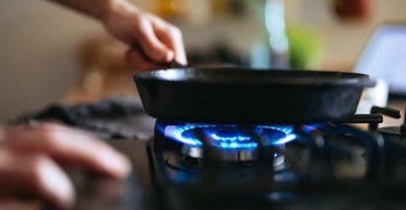 Карта атак врага по энергосистеме Украины расширилась: будет ли газ в домах украинцев