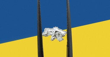 Вперше у світі: український ювелірний бренд створив діамант у формі карти України