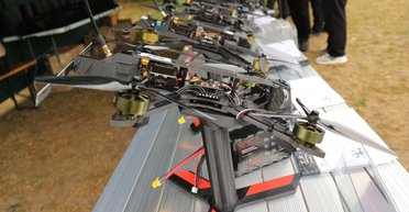 БПЛА смогут сидеть в засаде неделями: для ВСУ создали уникальную систему Power Key