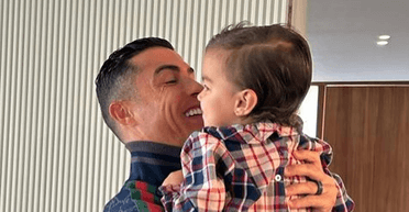 Наречена Кріштіану Роналду показала його підрослу доньку (фото)