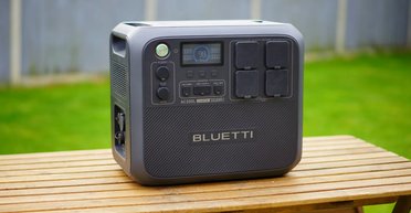 Запитает всю необходимую технику: эксперт посоветовал мощную зарядную станцию для дома (фото)