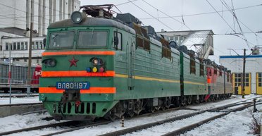 "Больше никуда не поедет": партизаны уничтожили российский электровоз в Орле (фото, видео)