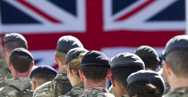 Армия толстяков: в Британии солдатам массово выписывают препараты для похудения