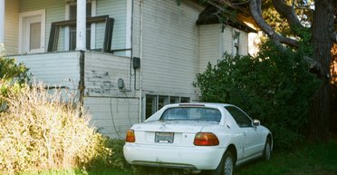 "Прокинувся і побачив це": хлопець позичив машину у брата і це погано скінчилося (фото)