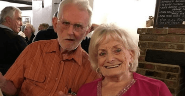 "Супермама": жінка взяла на виховання 74 підлітки за 38 років (фото)