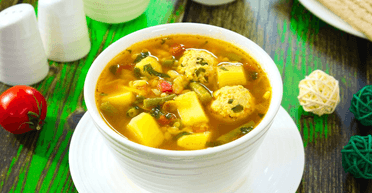 Суп із булгуром і фрикадельками: простий рецепт ароматної та ситної страви