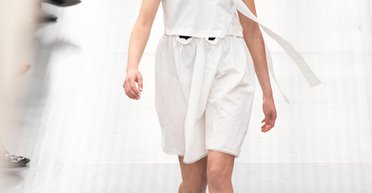 16-летняя дочь Николь Кидман дебютировала на подиуме (видео)