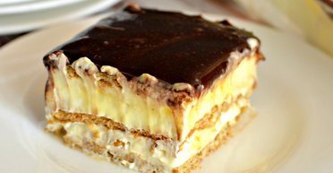 Одно большое пирожное для настоящих сладкоежек: рецепт торта "Эклер"