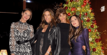 Вікторія Бекхем провела вечір з культовими супермоделями (фото)