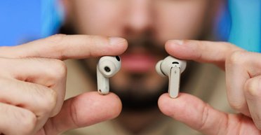 "Найкраща альтернатива AirPods": експерт порадив чудові дешевші навушники (фото)
