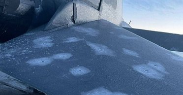 Нічна атака безпілотників по РФ: у ГУР підтвердили вибухи на авіабазі в Липецьку