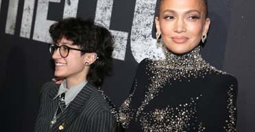 В одному залі з Байденом: Дженніфер Лопес вивела у світ 17-річну доньку (фото)