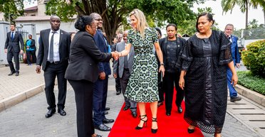 Королева Максима у стильному луку з'явилася на концерт в Амстердамі