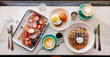 Лучше отдельно: 6 продуктов, которые нельзя употреблять вместе с кофе