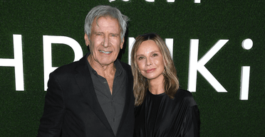 82-річний Гаррісон Форд у компанії дружини вийшов на публіку (фото)