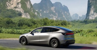 В Европе появится семейный электрокроссовер Tesla с запасом хода более 600 км (фото)