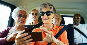 Двозначний знак: українка пояснила, чому американці завжди посміхаються перехожим