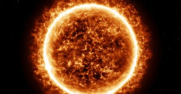 Мощные магнитные бури атакуют Землю: ожидается солнечная активность красного уровня