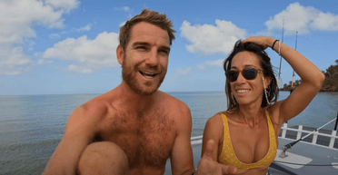 4 місяці в океані: пара зробила моторошне відкриття, досліджуючи невідомий острів (відео)