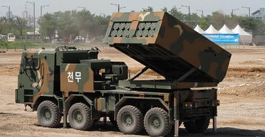 Hanwha представила высокотехнологичную РСЗО K239 Chunmoo: что особенного в системе
