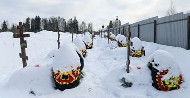 В РФ назвали поименно 200 тысяч солдат ВС РФ, погибших в Украине: какие регионы установили рекорды