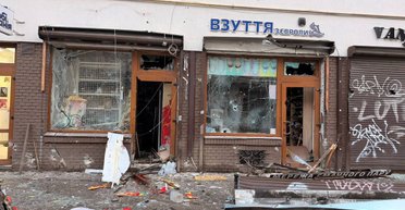 Пытался помочь полицейской: во Львове из больницы выписали подростка, пострадавшего при теракте