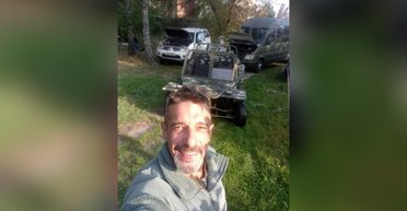 Конфликт между бойцами и Нелипой из "Дизель Шоу": действительно ли командир присвоил автомобиль подразделения, детали