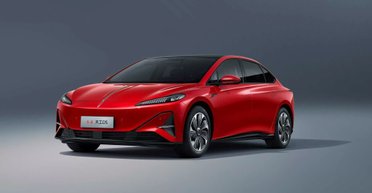 Рассекречен премиальный китайский конкурент Tesla с запасом хода 750 км (фото)