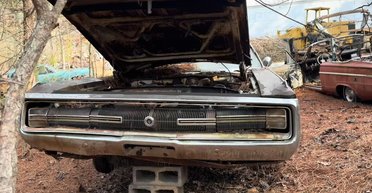 Зібраний вручну: на звалищі виявили унікальний американський прототип 70-х (відео)